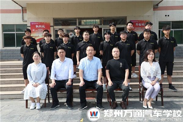 崗前強(qiáng)化班開班，助力萬通學(xué)子贏在起跑線！