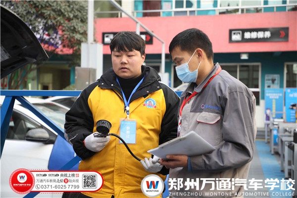 鄭州萬通“必會十項(xiàng)”汽修技能比拼火熱進(jìn)行中