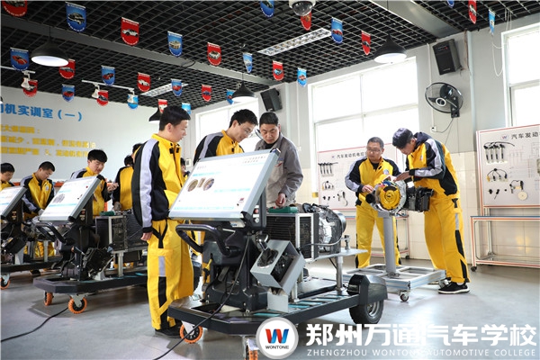 初中生畢業(yè)學什么有前途?就業(yè)前景好？