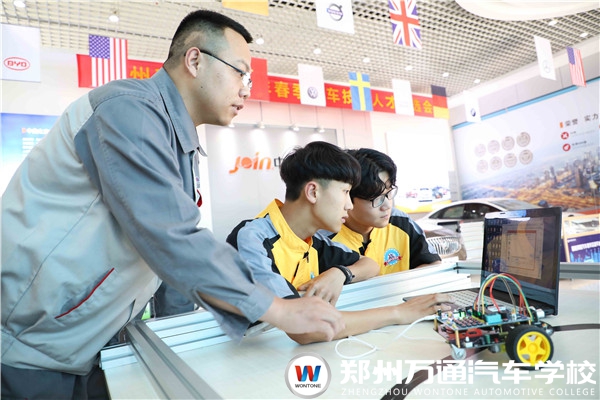 中考成績不理想怎么辦?家長們都作出了這樣的選擇