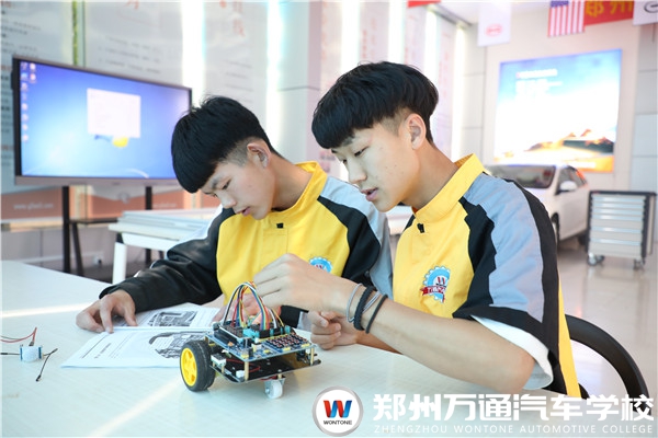 什么樣的人群適合學(xué)汽修技術(shù)