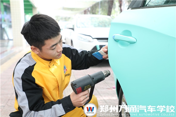 轉(zhuǎn)行創(chuàng)業(yè)？提升薪資？他們已經(jīng)搶占先機(jī)！