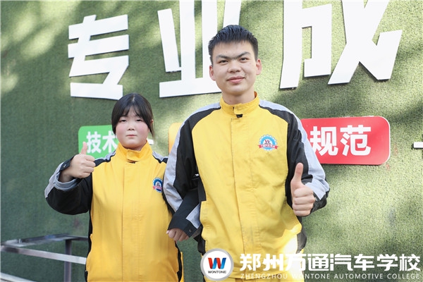 一對情侶攜手學技術是一種怎樣的體驗，他們有話說~