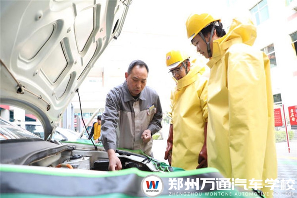 2022春季預(yù)報(bào)名 | 專業(yè)推薦：新能源汽車運(yùn)用