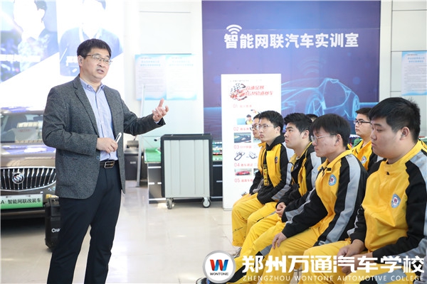 職業(yè)規(guī)劃很頭疼？別急~企業(yè)大咖為你支招！