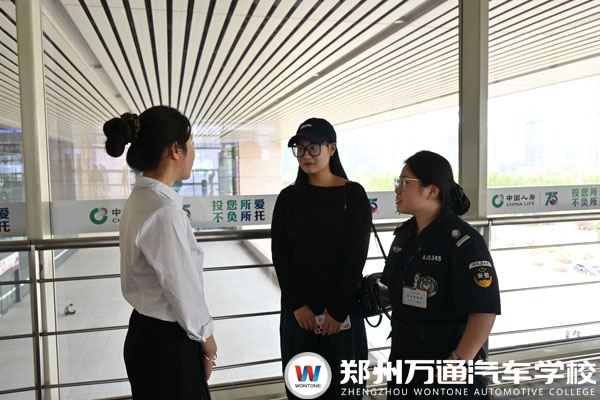 鄭州萬通創(chuàng)就業(yè)老師回訪鄭州高鐵西站軌道學(xué)子 共話成長與未來