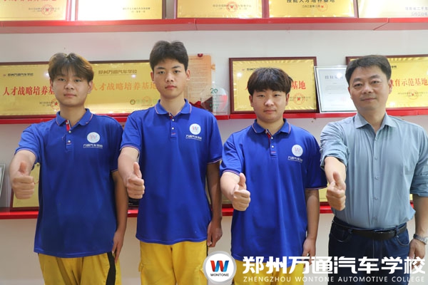 企業(yè)進(jìn)校園！斯巴魯?shù)叫Ｃ嬖?，鄭州萬通學(xué)子就業(yè)再添新機(jī)遇