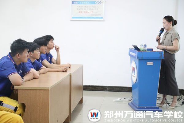 企業(yè)總監(jiān)進(jìn)校園 | 校企共建，助力學(xué)子學(xué)習(xí)發(fā)展