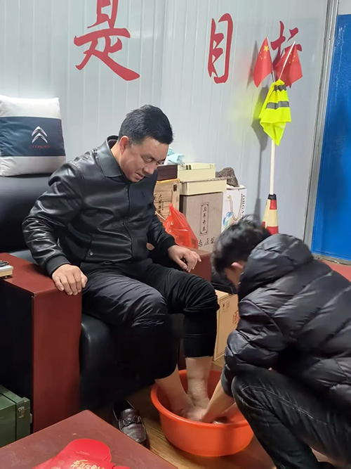 一份特殊的寒假作業(yè)，見證萬通學(xué)子從技能到心靈的成長