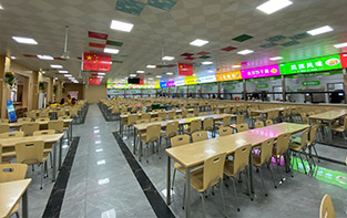 河南汽車(chē)美容學(xué)校_校訓(xùn)墻