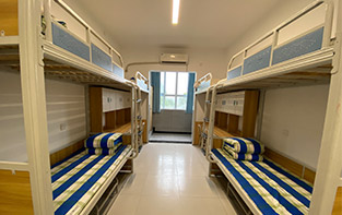 河南汽車(chē)美容學(xué)校_學(xué)生宿舍