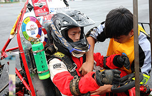 初中畢業(yè)學(xué)什么好_巴哈大賽