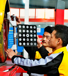 鄭州萬通汽車學校_實訓實戰(zhàn)