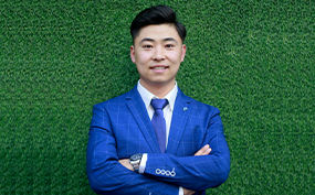 鄭州萬(wàn)通汽車(chē)學(xué)校_劉保剛