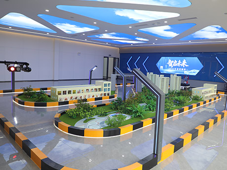 智能網(wǎng)聯(lián)實訓(xùn)室