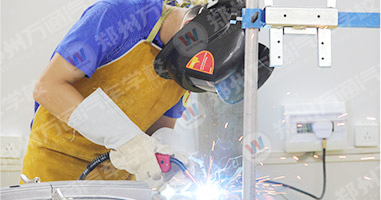 汽車焊接工藝-鄭州萬通汽車學校