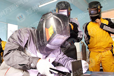 老師手把手教學 沒經(jīng)驗也能學得會-汽車電焊培訓學校